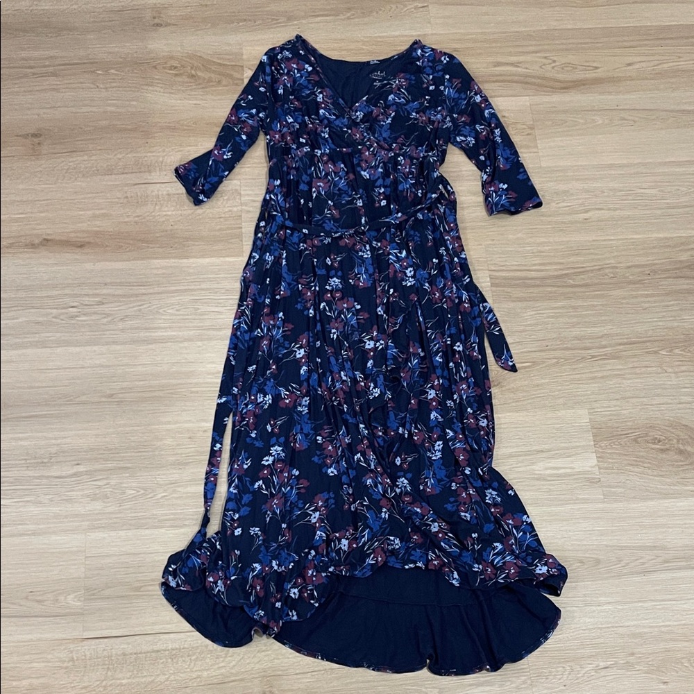 Elegant Floral Navy Maxi Dress